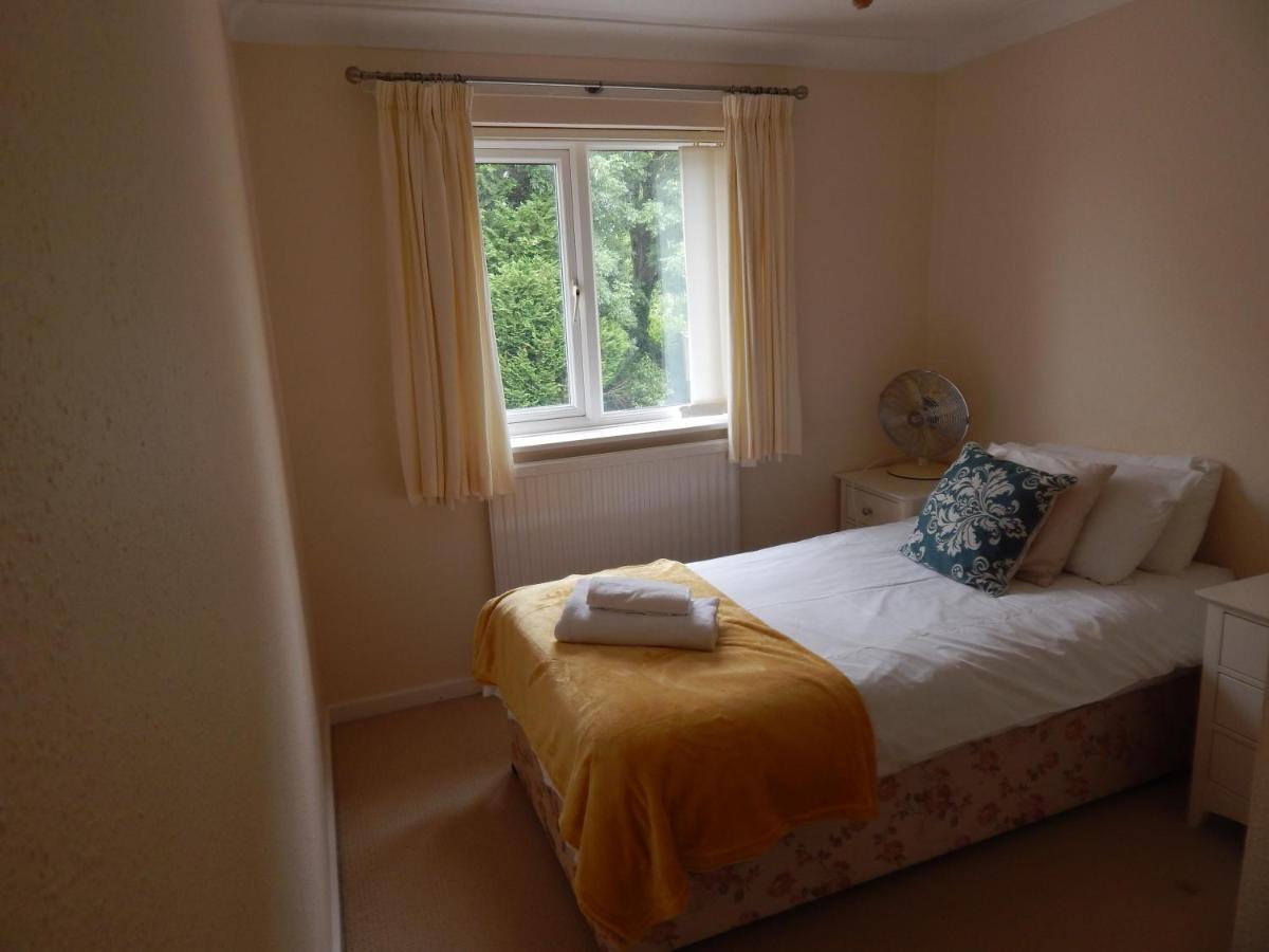 Spacious 3 Bdr House With Parking-Families-Corporate Groups By Orbitat Accommodations Cambridge Exterior foto